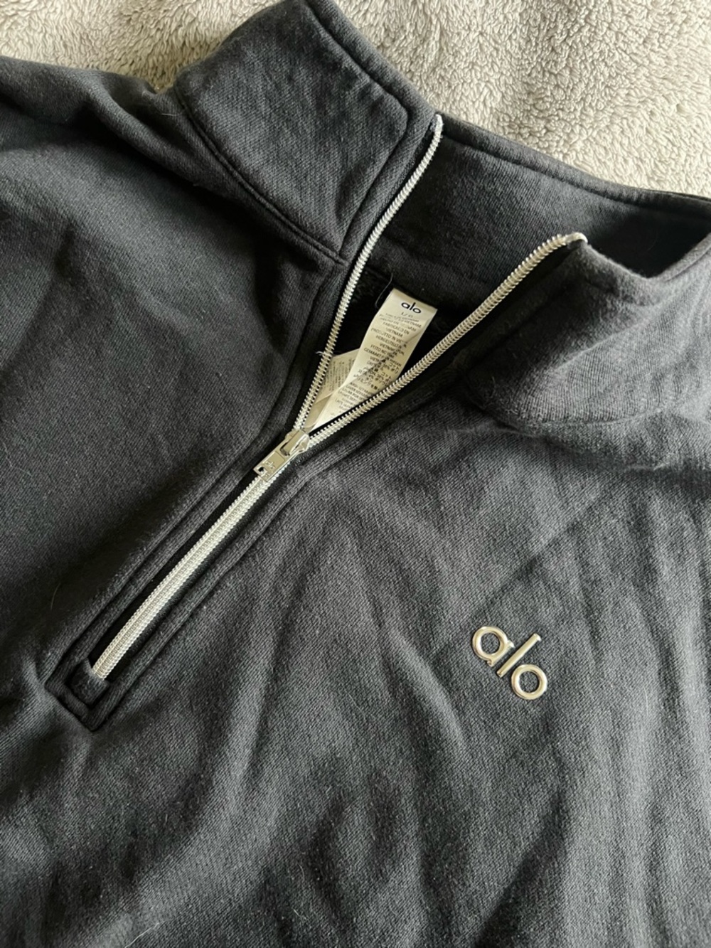 Alo Yoga Women’s Black Accolade 1/4 Zip Pullover Crewneck Sweatshirt Large - Picture 3 of 7